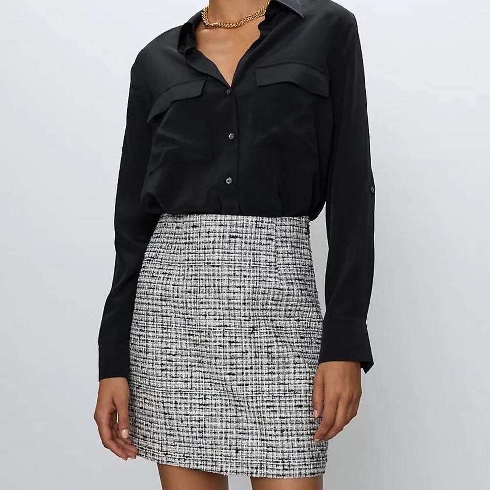 Aritzia Babaton beige tweed mini skirt - Picture 2 of 10